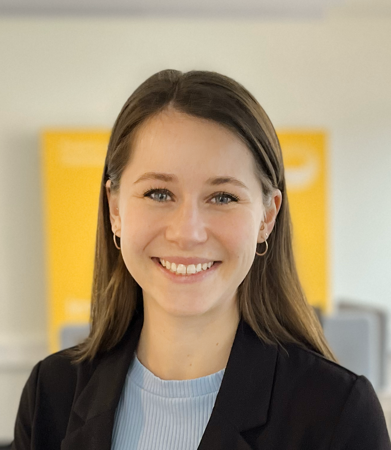 Mara Benthien_bearbeitet_368x423